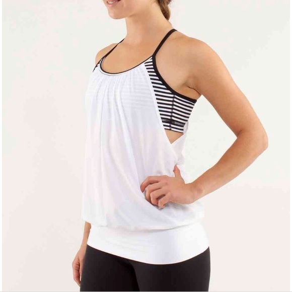 lululemon athletica Tops - Lululemon No Limits tank